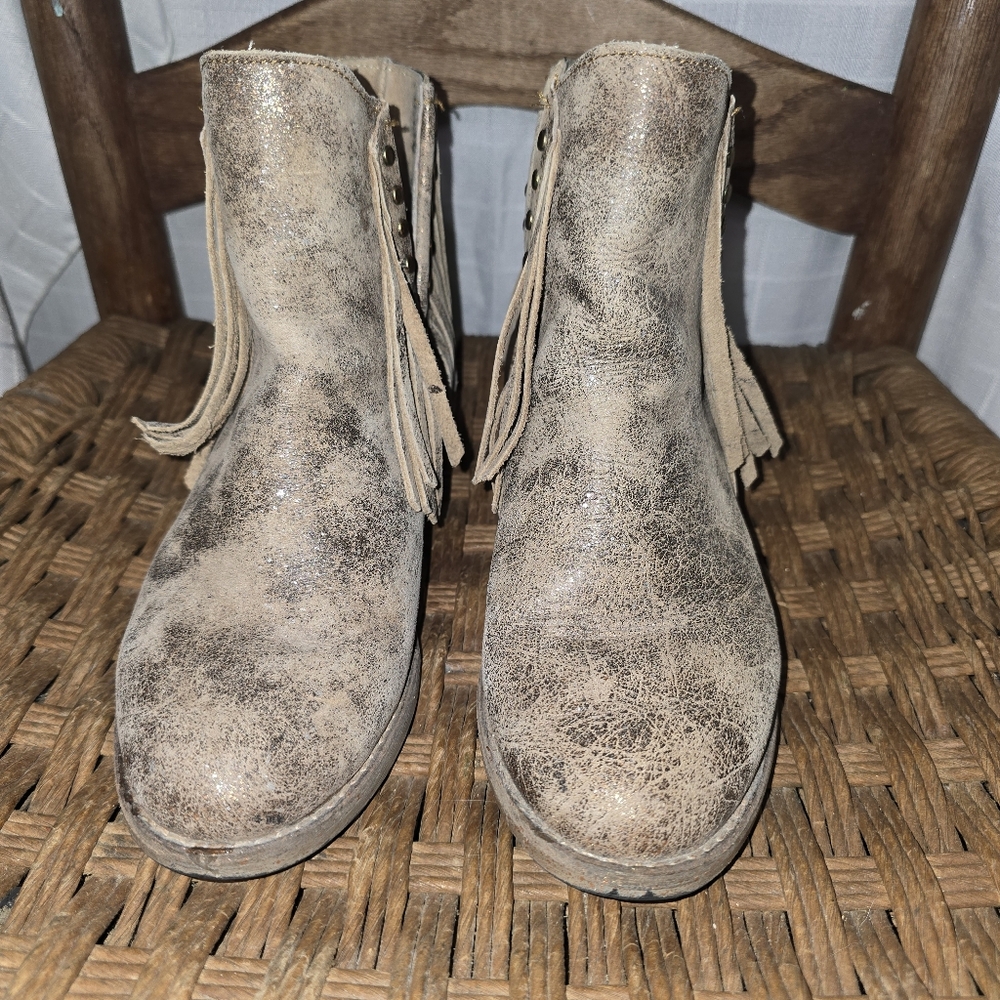 Gorgeous Womens Circle‎ G Distressed Leather fringe Boots 6.5 - Picture 2 of 9